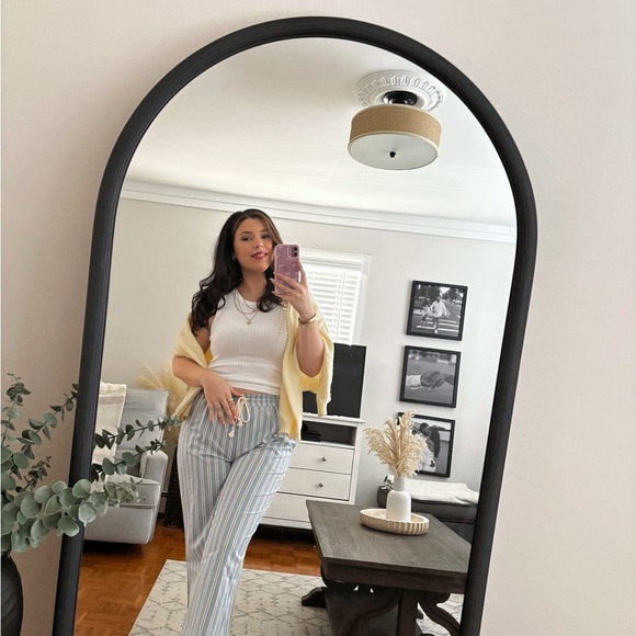 Meet your Posher, Vanessa - Picture 7 of 8